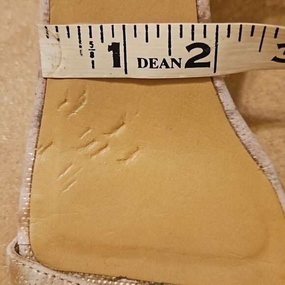 Vaneli taupe shimmer Block heel sandals size 8.5 - Picture 11 of 11